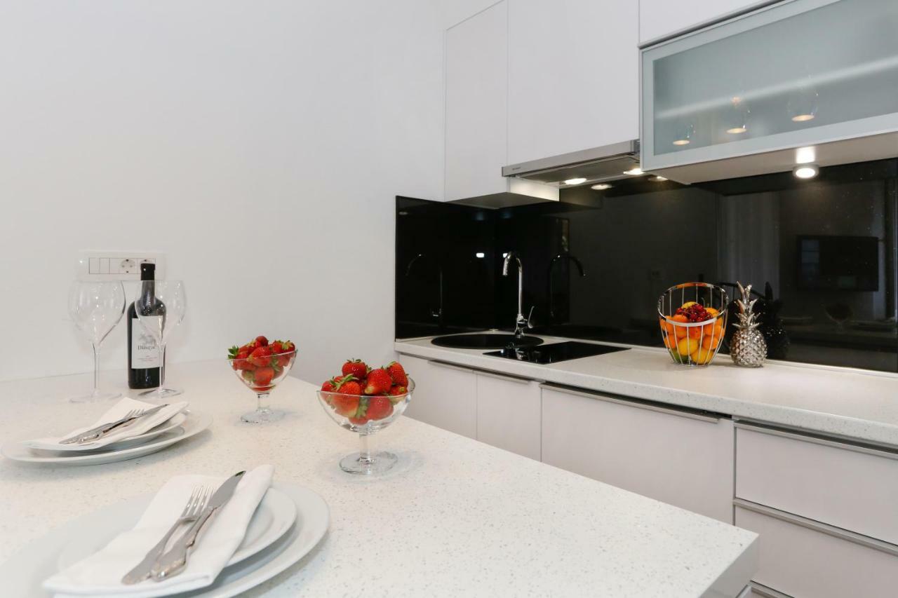 Studio Apartman Fictilis Split Bagian luar foto