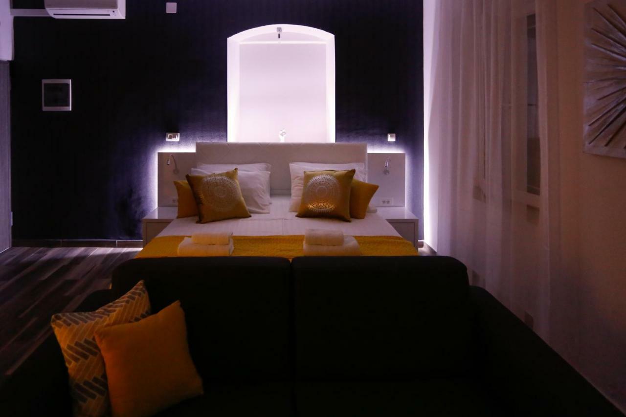 Studio Apartman Fictilis Split Bagian luar foto